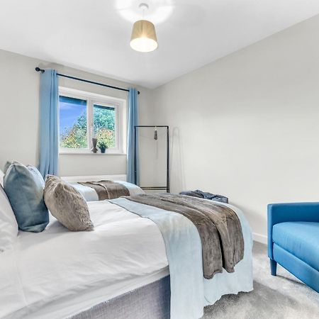 Mk 2-Bedroom Contractor'S Gem, 5 Beds, Sleeps 6, Free Parking ميلتون كينيز المظهر الخارجي الصورة