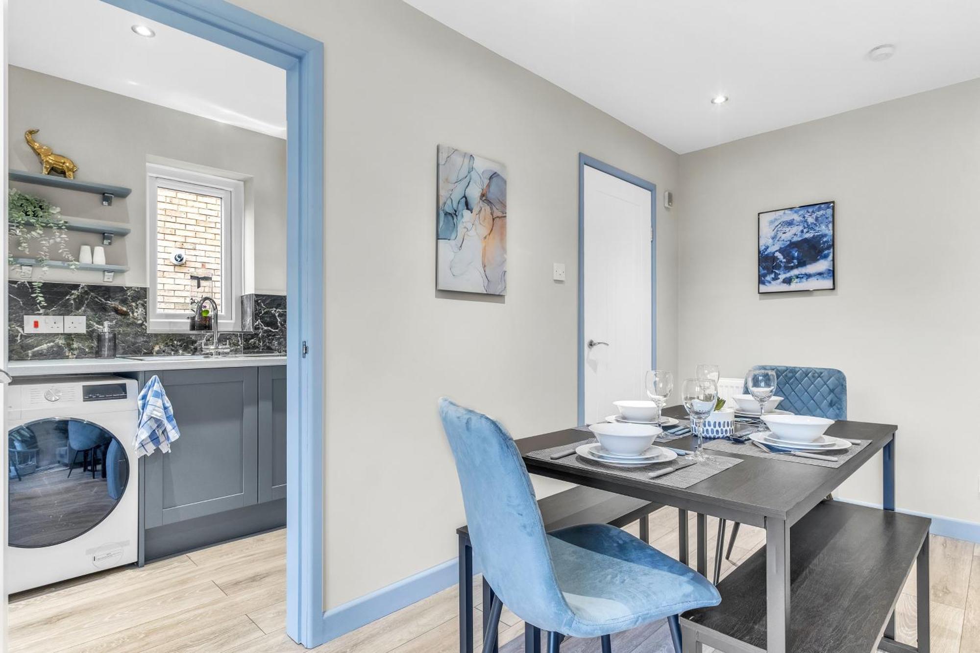 Mk 2-Bedroom Contractor'S Gem, 5 Beds, Sleeps 6, Free Parking ميلتون كينيز المظهر الخارجي الصورة